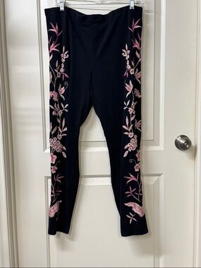 Johnny Was Black Leggings with Pink Floral Embroidery